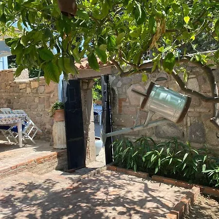 بيت للعطل Litri Butik