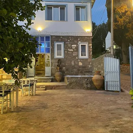 بيت للعطل Litri Butik *